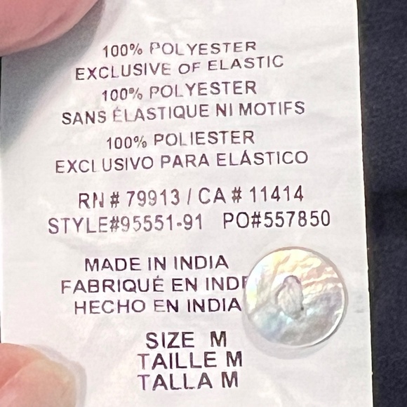 Motherhood Maternity semi-sheer navy paisley blouse w/integrated camisole size M - Picture 11 of 12